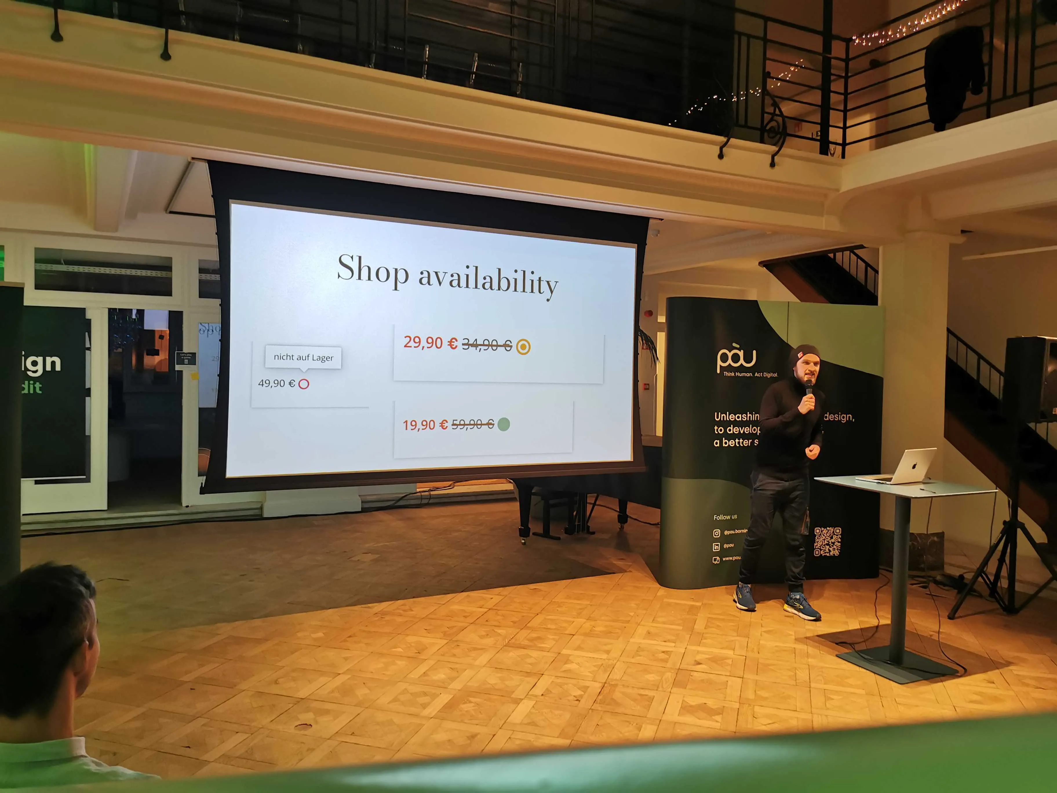 Beispiel für farbunabhängige Status-Indikatoren mit unterschiedlich gefüllten Kreisen: Umrandet, halb gefüllt, komplett gefüllt.